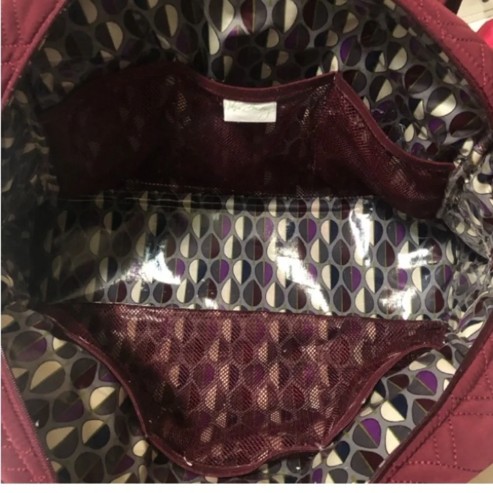 VERA BRADLEY BURGANDY DIPERBAG